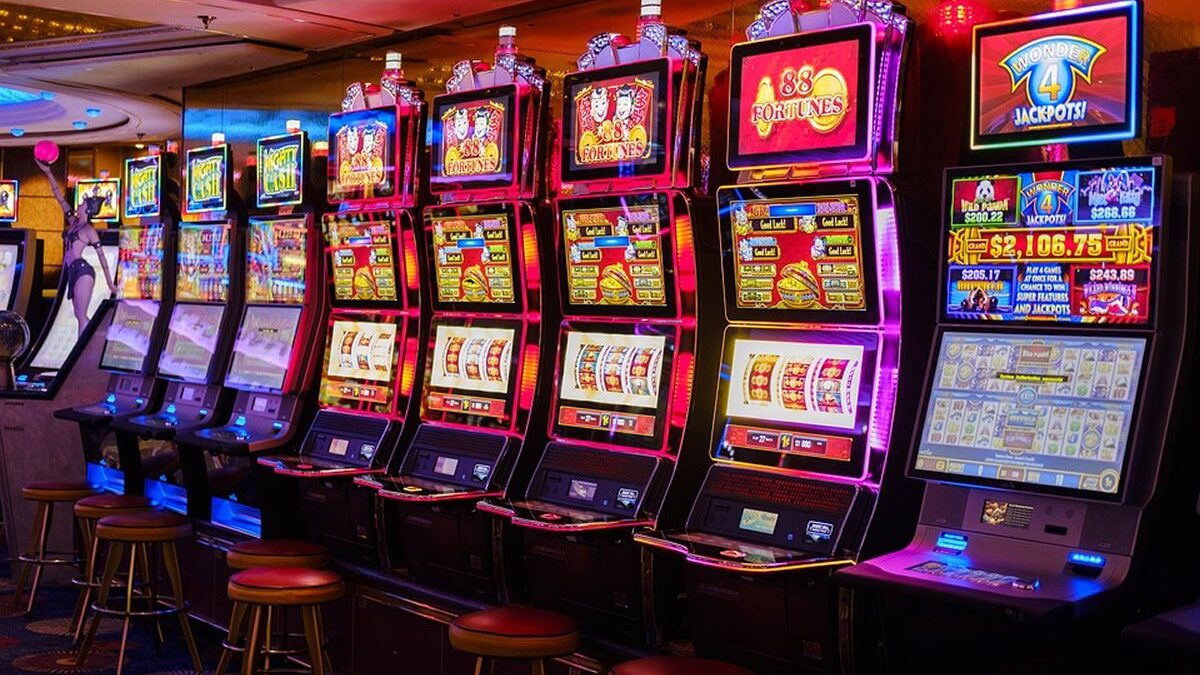 what online casino has the most slot machines